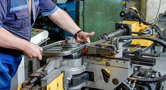 Comforum - это высокотехнологичное предприятие с квалифицированными сотрудниками